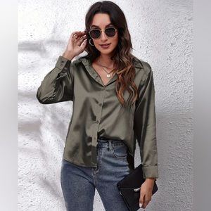Shiny dark gray button down Women’s top